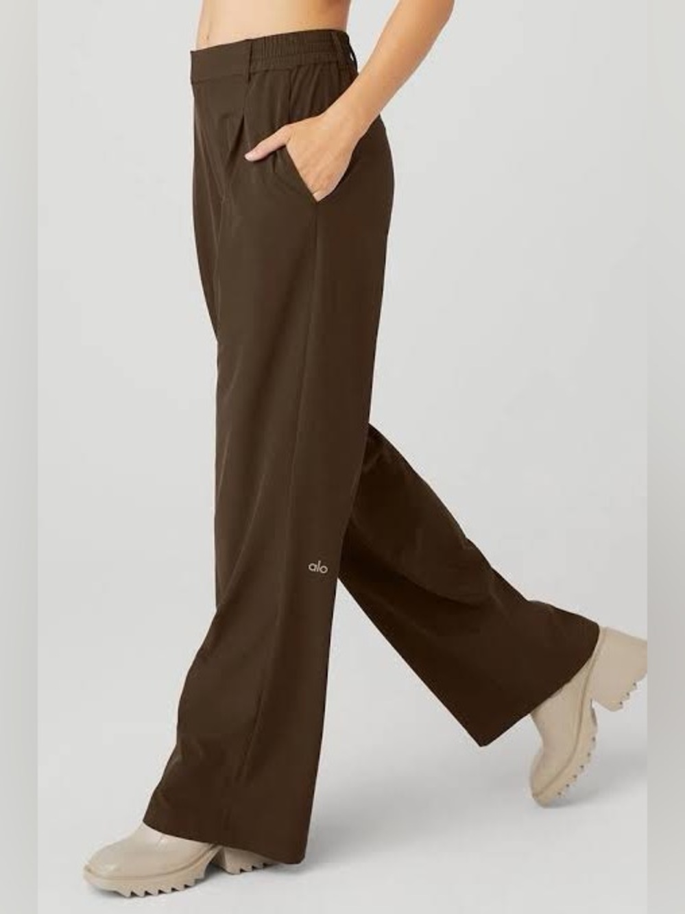 ALO Yoga brown Pursuit Trouser